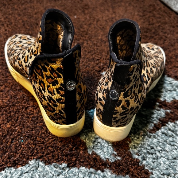 Steve Madden Leopard Print Sneakers - Picture 2 of 3